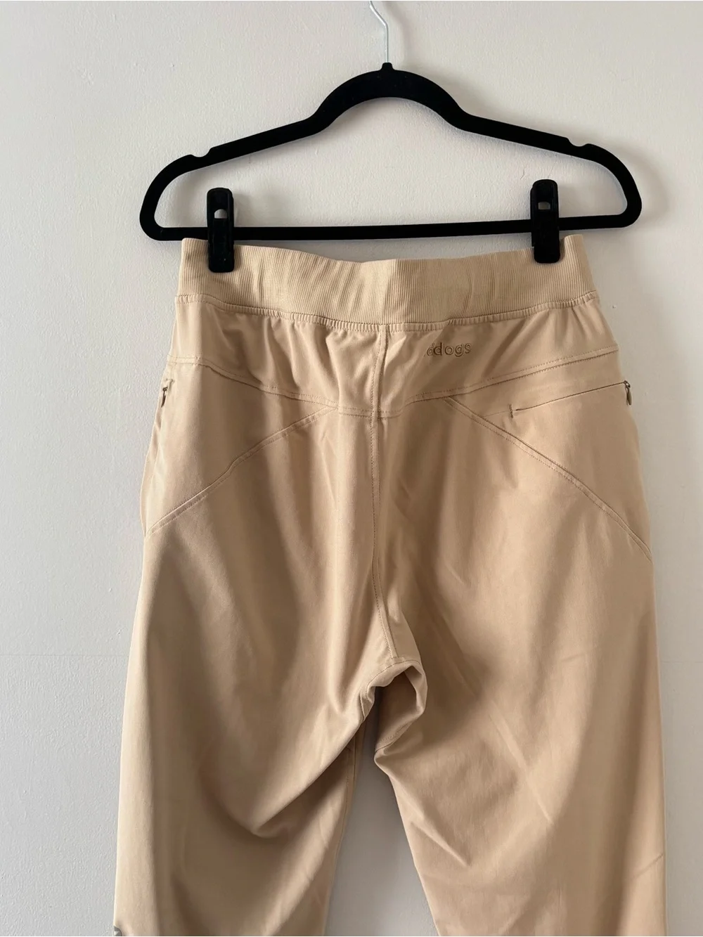Birddogs Wayne Regretzkys Joggers Pants Drawstring Pockets Khakis Tan Bottoms